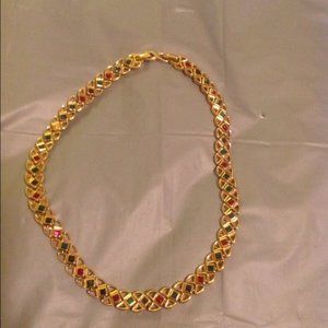 Necklace - Costume Jewlery